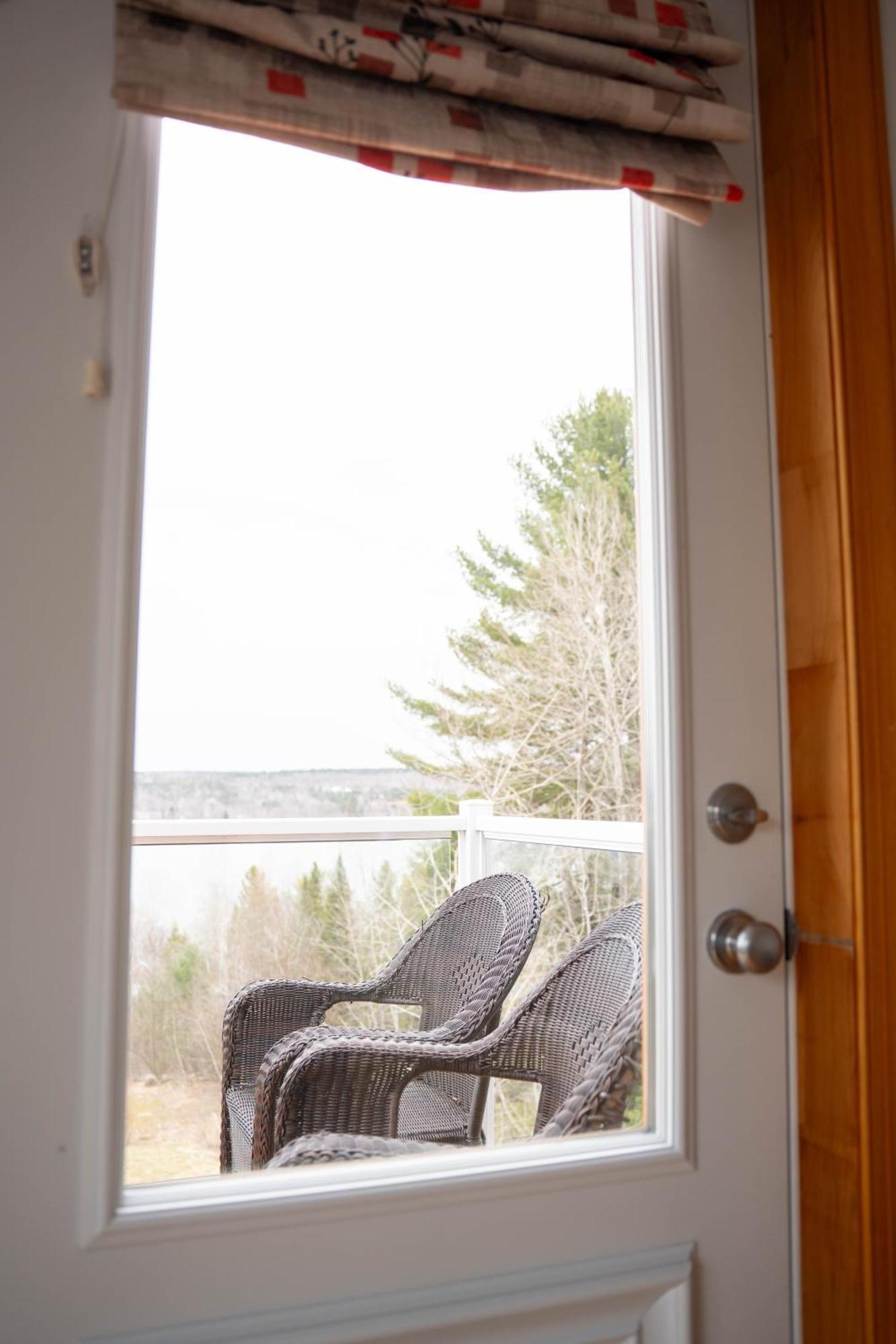 Location Au Sommet Du Lac Magog Екстериор снимка