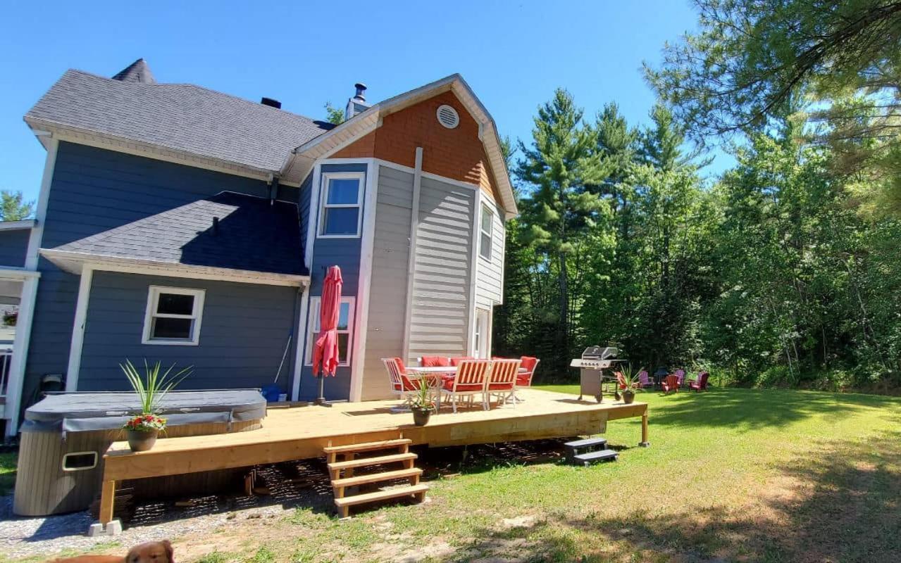 Location Au Sommet Du Lac Magog Екстериор снимка